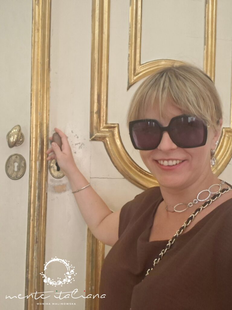 Made with LogoLicious Add Your Logo App